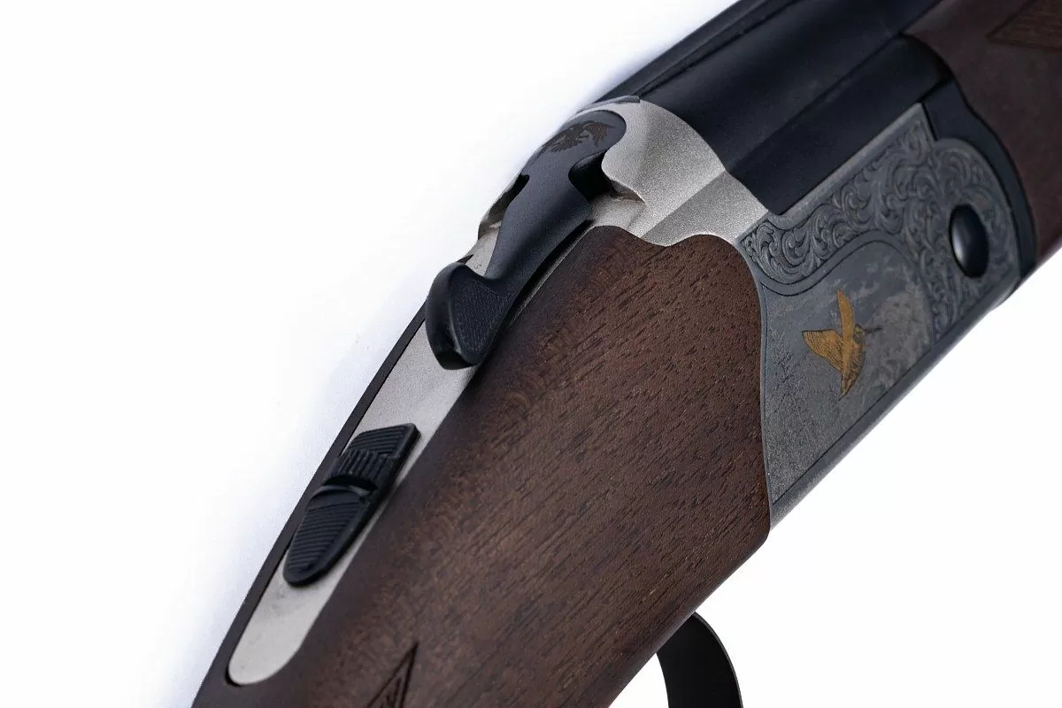 HUGLU EAGLE GR1 SAP Silver GRAVUR пропитка 12х76 L-710,O/U 1С, эжектор, 5д.н., кейс